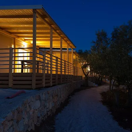 Mobile Homes And St,denis 3*