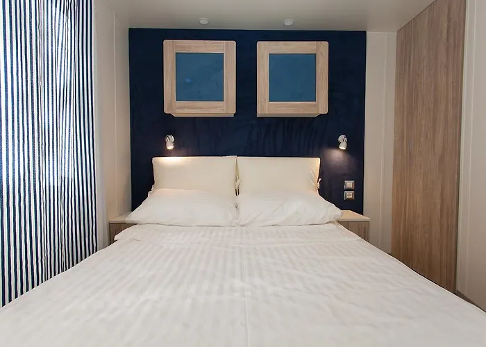 Mobile Homes And St,denis