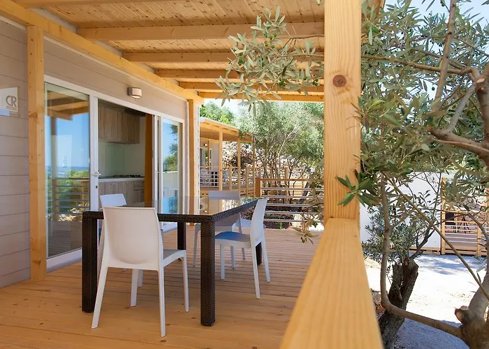 Tatil parkı Mobile Homes And St,denis 3*