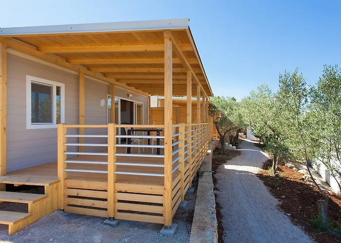 Tatil parkı Mobile Homes And St,denis 3*