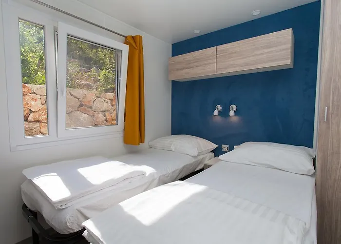 Tatil parkı Mobile Homes And St,denis Punat