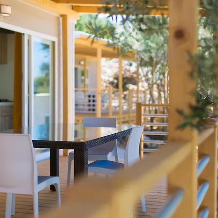 Mobile Homes And St,denis