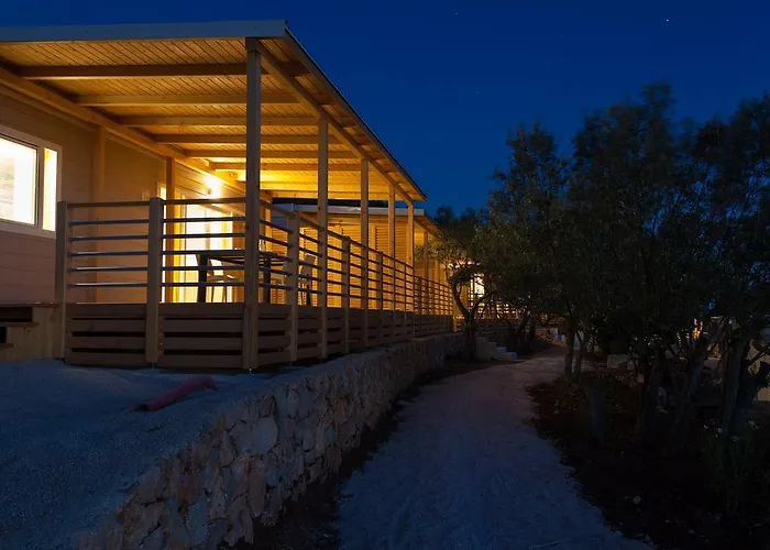 Mobile Homes And St,denis 3*