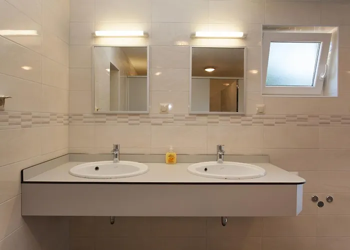 Mobile Homes And St,denis 假日公园 普纳特