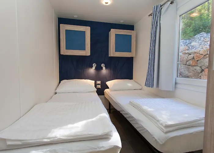 Mobile Homes And St,denis 假日公园