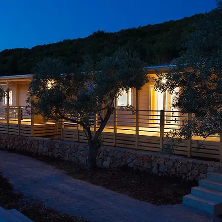 Mobile Homes And St,denis Punat