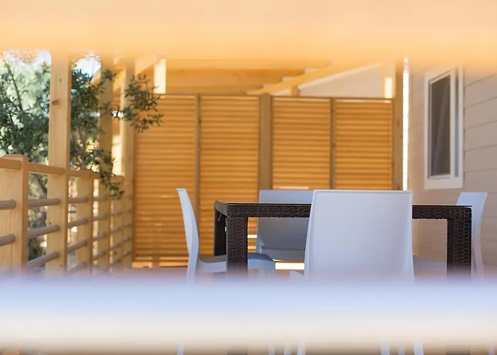 Mobile Homes And St,denis Punat